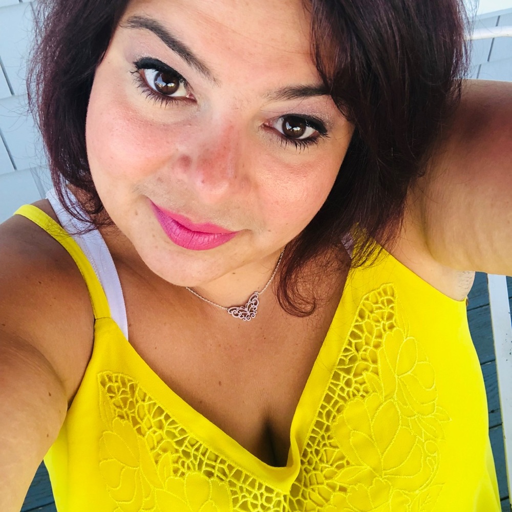 Meet your Posher, Vanessa